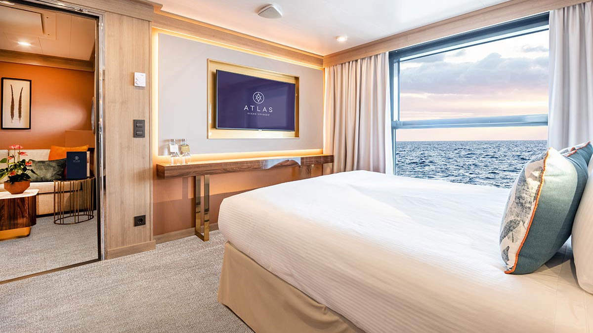 Horizon Deluxe Stateroom