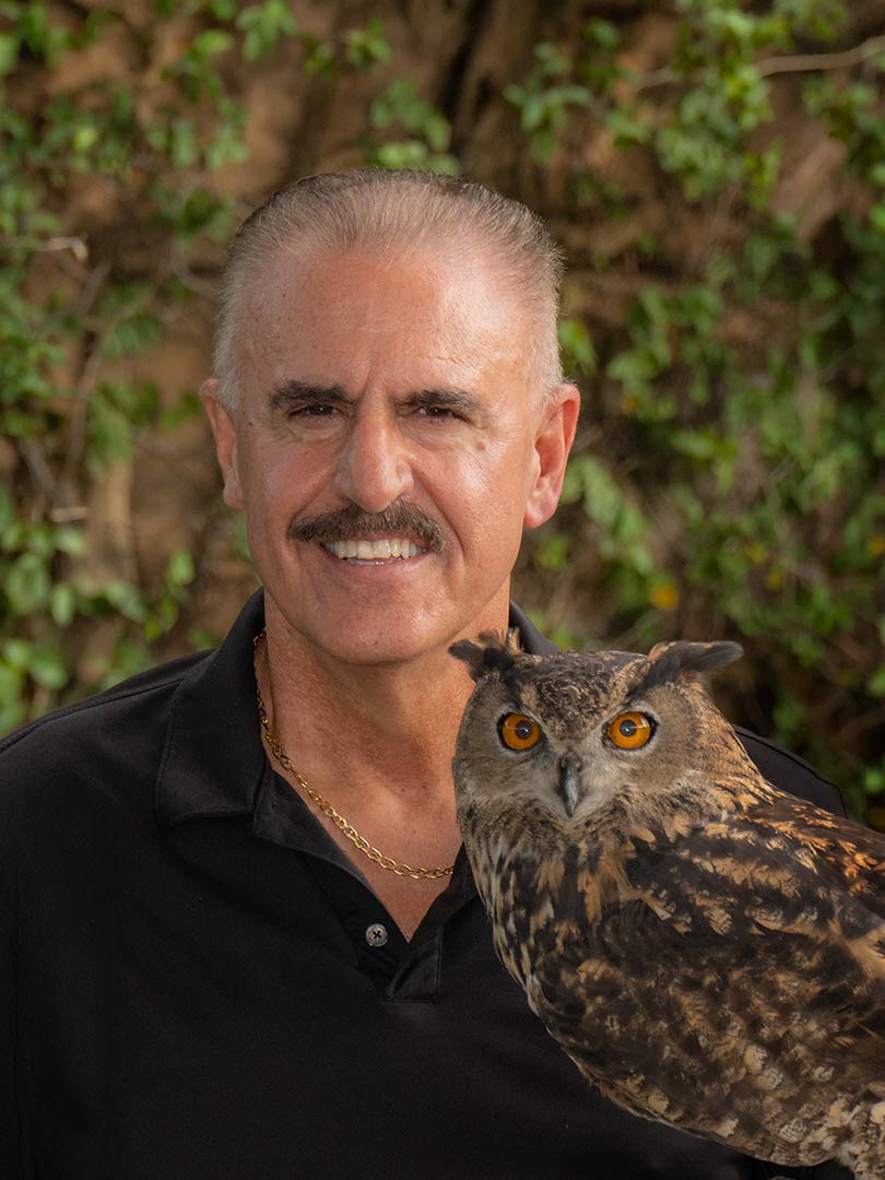 Ron Magill image